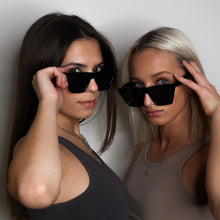 Load image into Gallery viewer, the basik cateye sunglass