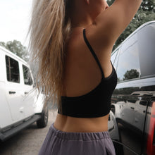 Load image into Gallery viewer, the basik lounge crop