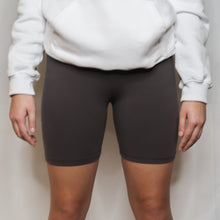 Load image into Gallery viewer, the basik bike short